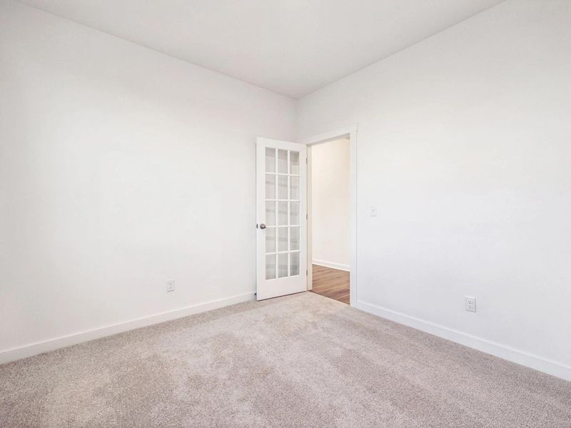 Spacious, unfurnished interior of a new home in Calista Farms, White House (Image 25).