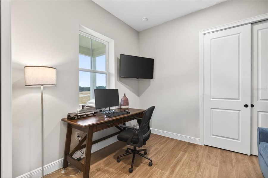 Furnished interior view inside a new home in , Umatilla (Image 35). Furnished interior view inside a new home in , Umatilla (Image 35).