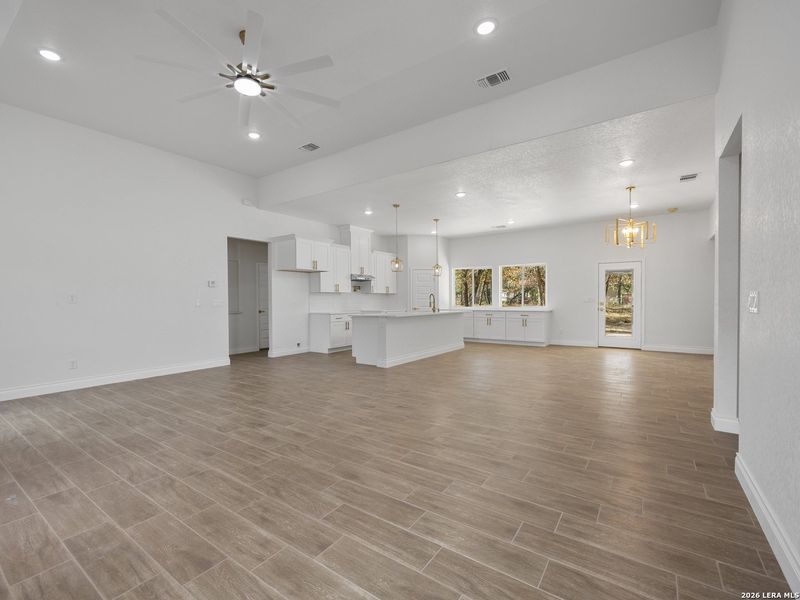 Spacious, unfurnished interior of a new home in , Elmendorf (Image 39).
