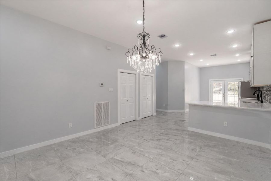 Spacious, unfurnished interior of a new home in , Cleveland (Image 15).