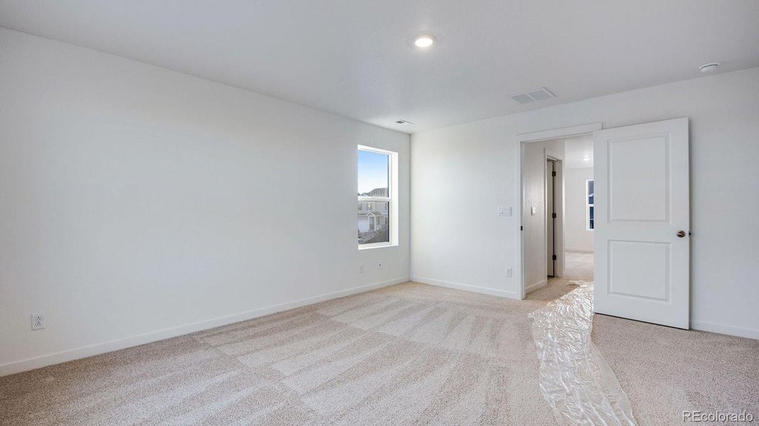 Spacious, unfurnished interior of a new home in Spring Valley Ranch, Elizabeth (Image 36).