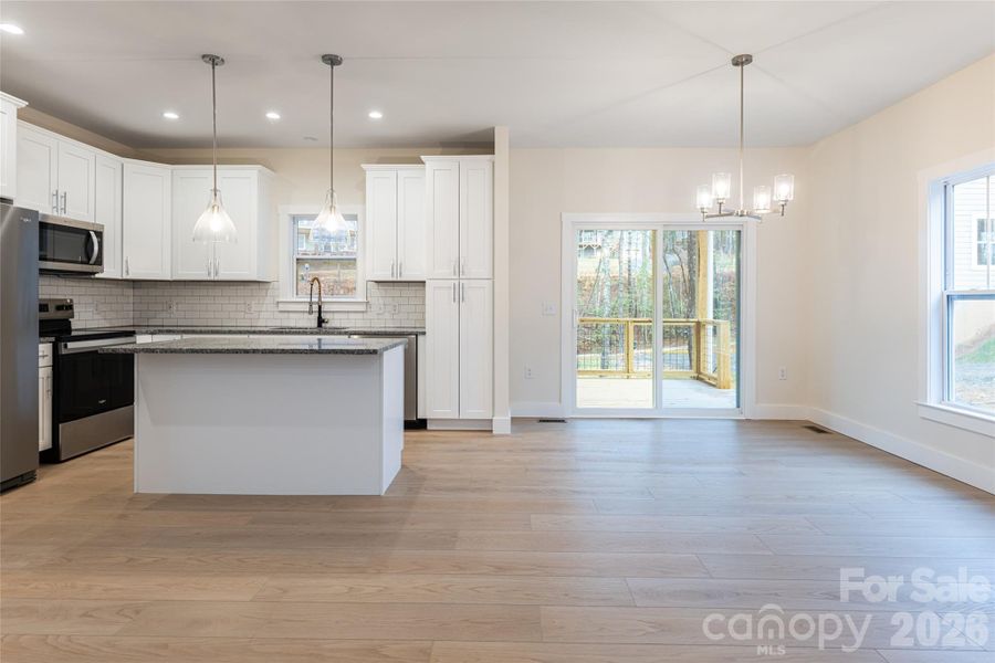 Image 43 of a home in .