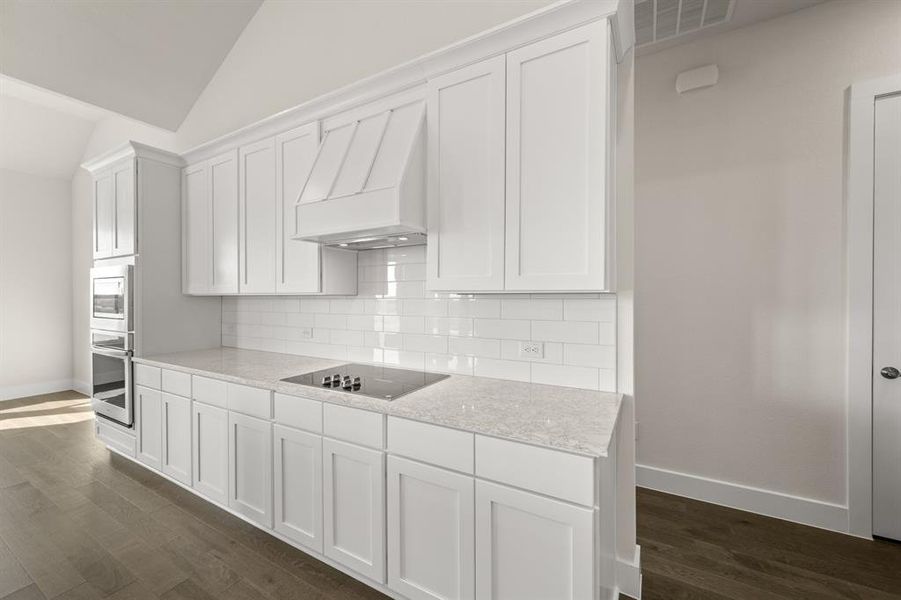 1300 Greenridge- Kitchen-5