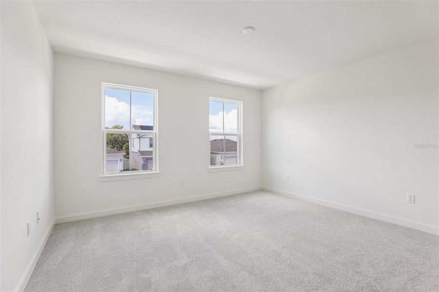 Spacious, unfurnished interior of a new home in Trinity Place, St. Cloud (Image 26).
