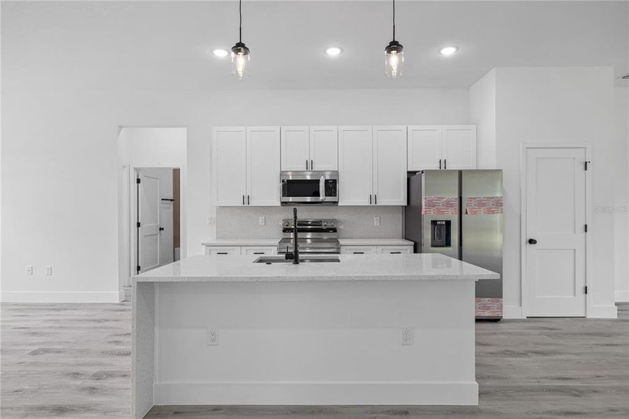 Furnished interior view inside a new home in , Ocala (Image 13).