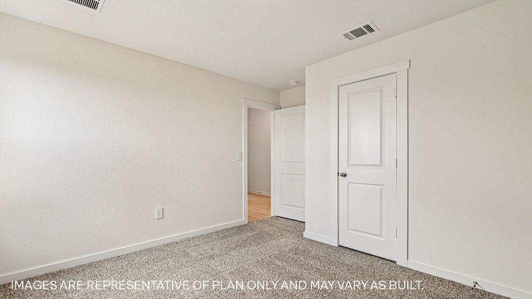 Representative unfurnished interior of a home built from the The Irvine by D.R. Horton in Monarch Ranch, Manor (Image 26).