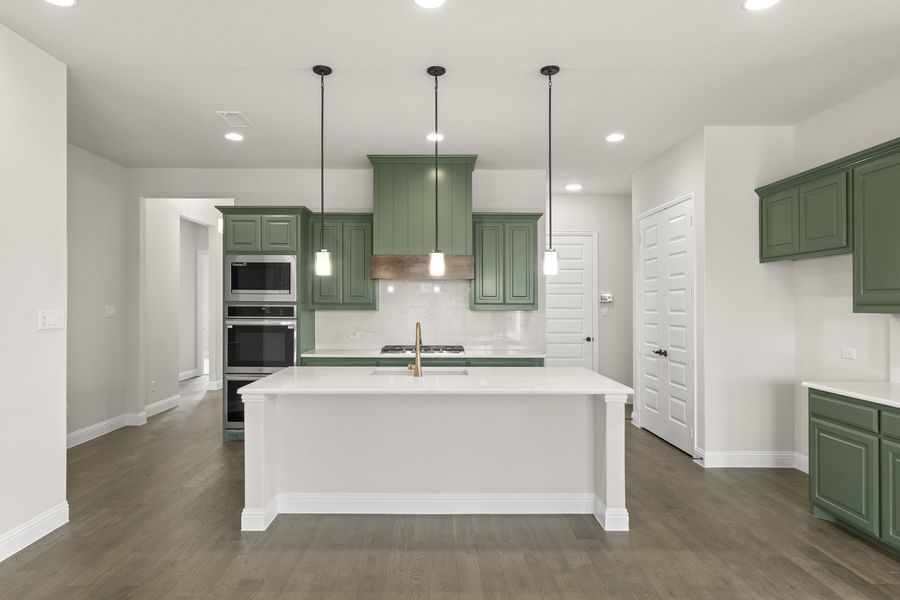 Furnished interior view inside a new home in River Ranch, Van Alstyne (Image 6).