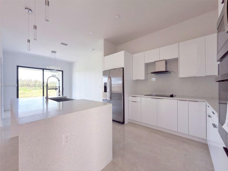 Furnished interior view inside a new home in , Lehigh Acres (Image 10).
