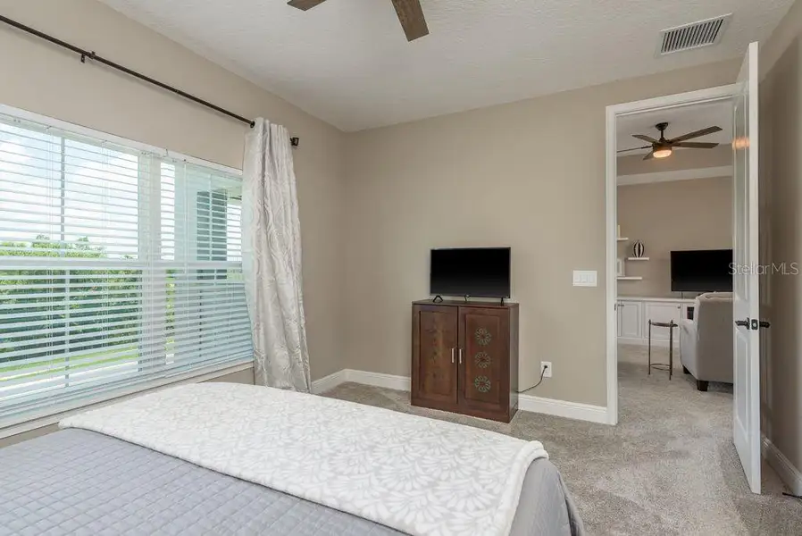 Furnished interior view inside a new home in , Wesley Chapel (Image 12).