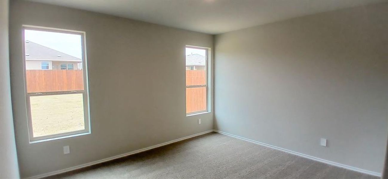 Spacious, unfurnished interior of a new home in The Canyons, Keene (Image 6).