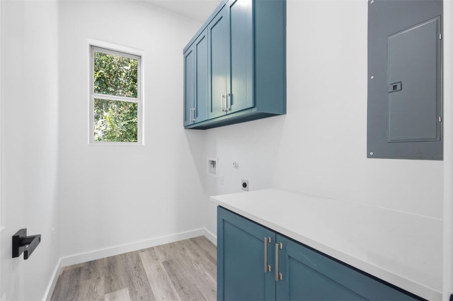 Furnished interior view inside a new home in , Smithville (Image 12).