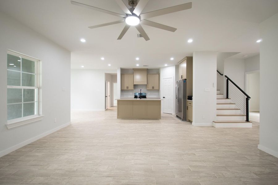 Spacious, unfurnished interior of a new home in , Dayton (Image 30).