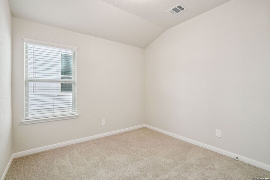 Spacious, unfurnished interior of a new home in Catalina, Converse (Image 30).