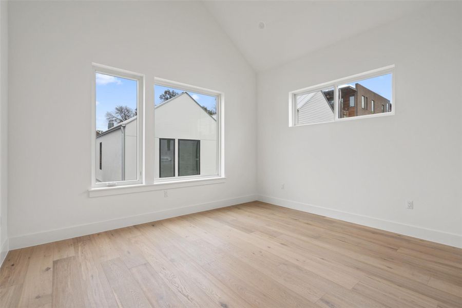 Spacious, unfurnished interior of a new home in , Austin (Image 27). Spacious, unfurnished interior of a new home in , Austin (Image 27).