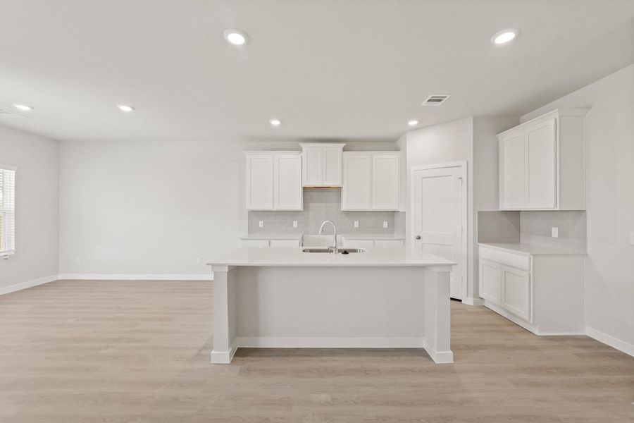 Furnished interior view inside a new home in Caney Mills, Conroe (Image 5).