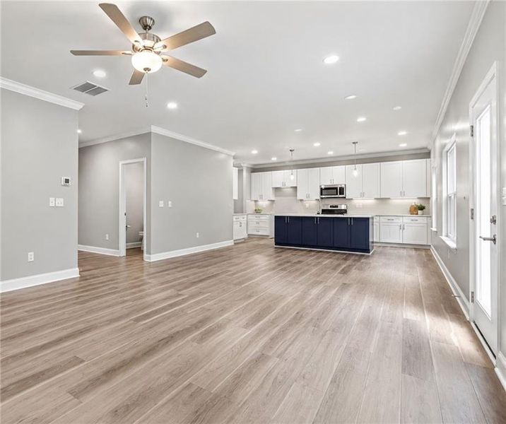 Spacious, unfurnished interior of a new home in , Douglasville (Image 25).