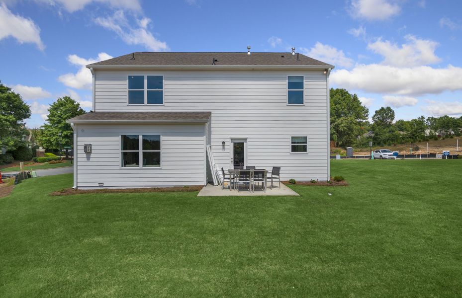 Representative exterior details of a home built from the Aspire by Pulte Homes in Briarwood Reserve, Spartanburg (Image 27).