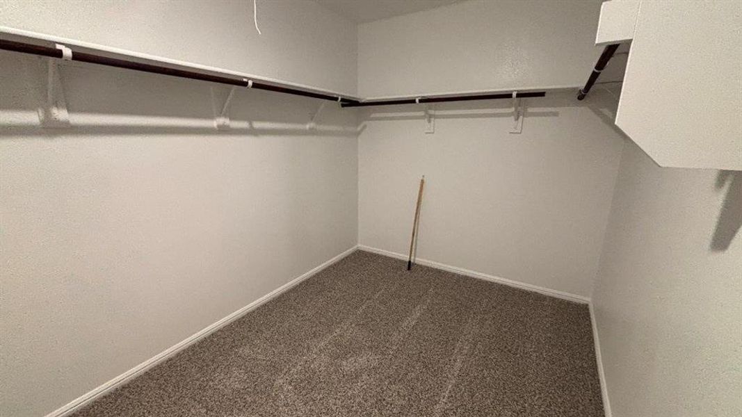 Spacious, unfurnished interior of a new home in Highlands at Chapel Creek, Fort Worth (Image 12). Spacious, unfurnished interior of a new home in Highlands at Chapel Creek, Fort Worth (Image 12).