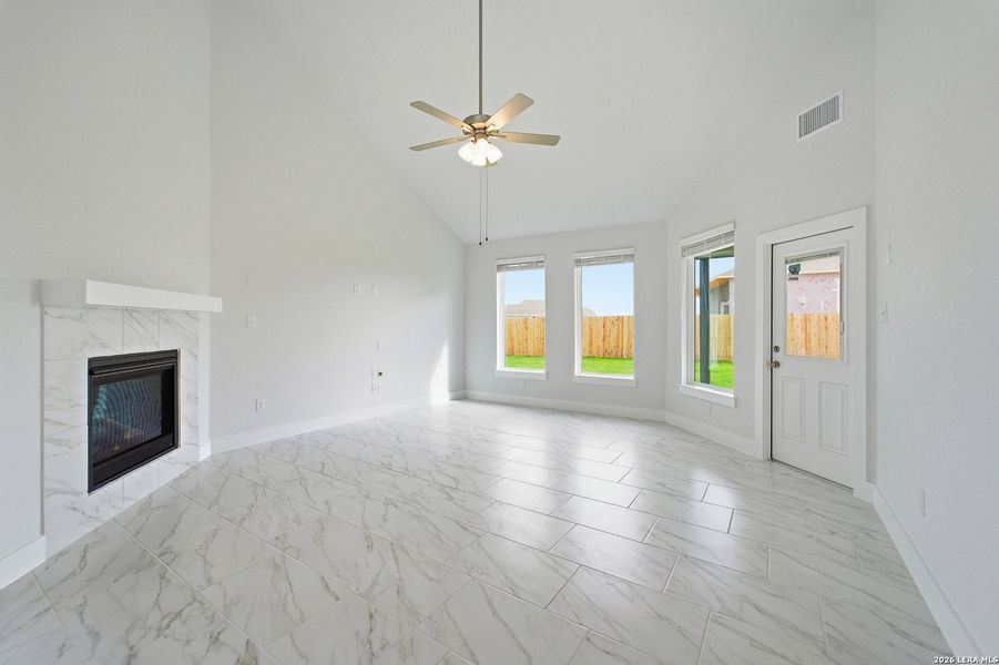 Spacious, unfurnished interior of a new home in Hickory Ridge, Elmendorf (Image 29).