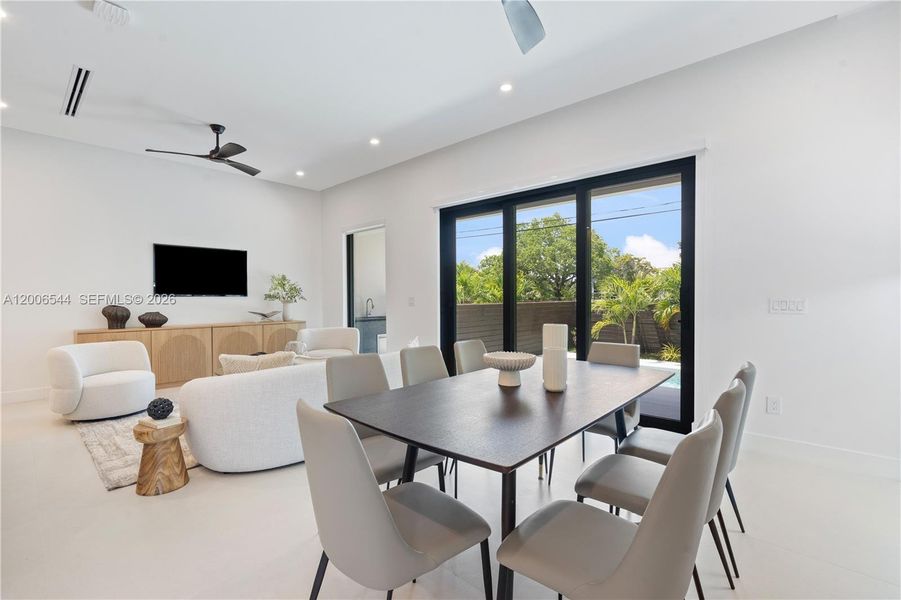 Furnished interior view inside a new home in , Fort Lauderdale (Image 24).
