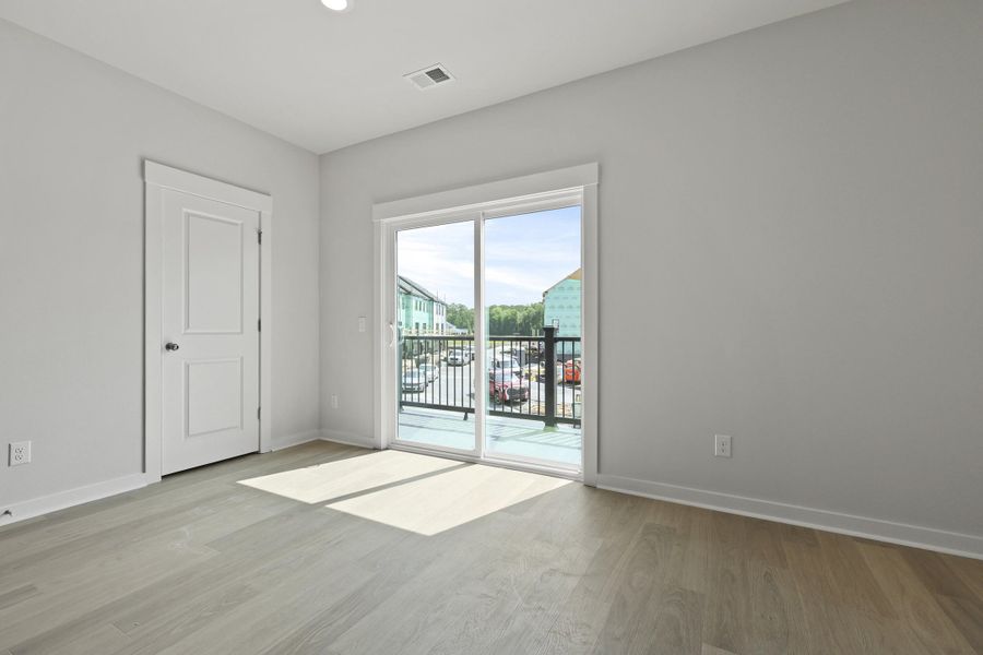 Spacious, unfurnished interior of a new home in Nexton, Summerville (Image 39).