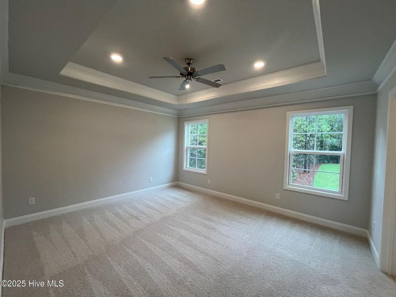 Spacious, unfurnished interior of a new home in Palmetto Creek, Bolivia (Image 24).
