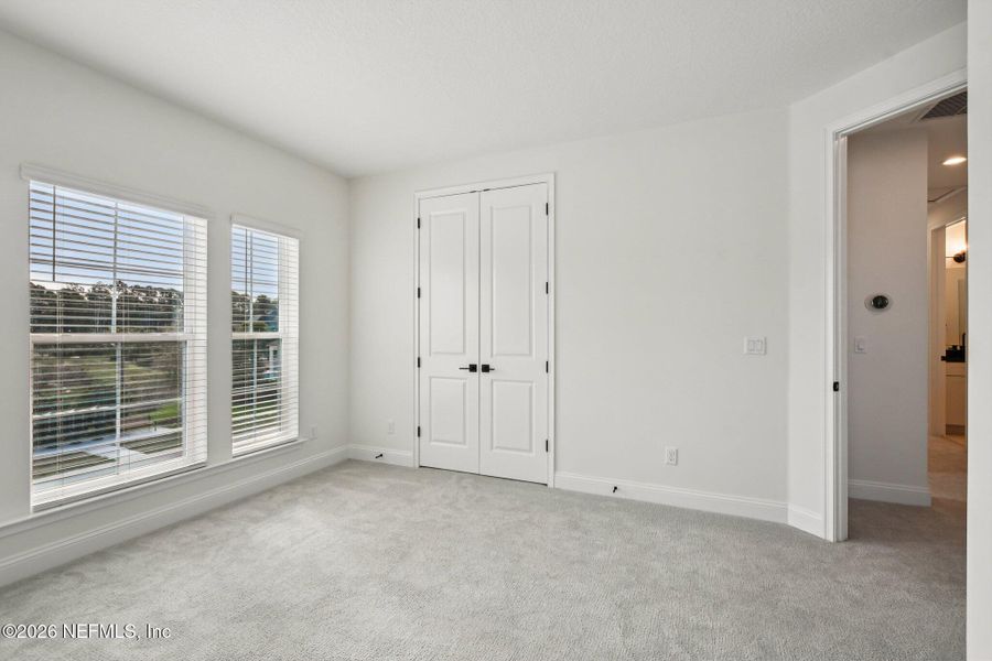 Spacious, unfurnished interior of a new home in Nocatee, Ponte Vedra (Image 76).