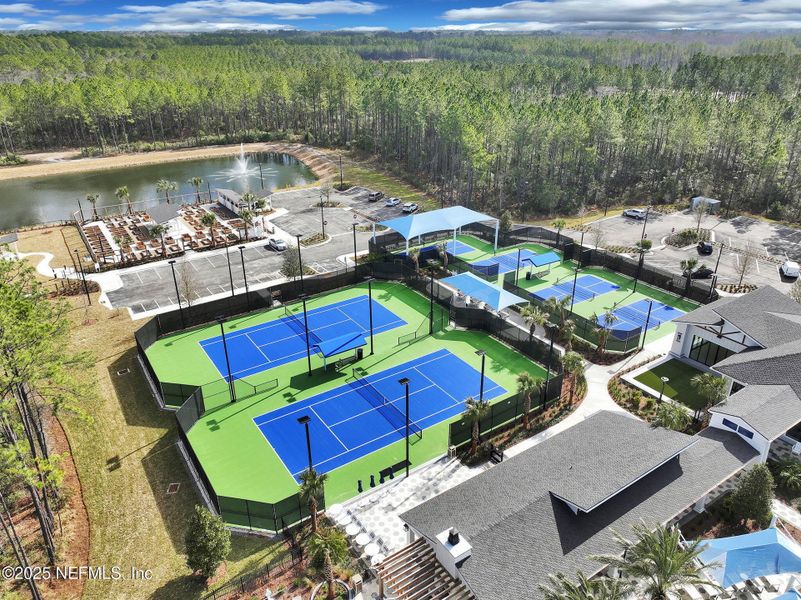 Community amenities in Del Webb Wildlight, Yulee (Image 47).