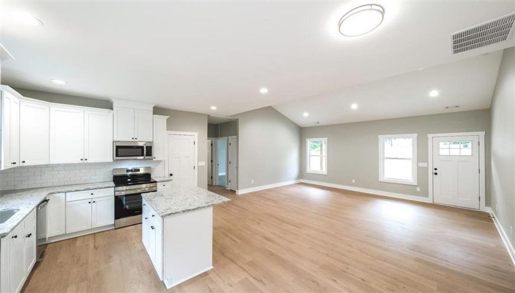 Image 34 of a home in .