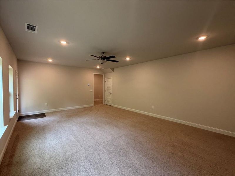 Spacious, unfurnished interior of a new home in Magnolia Villas, Cornelia (Image 31).
