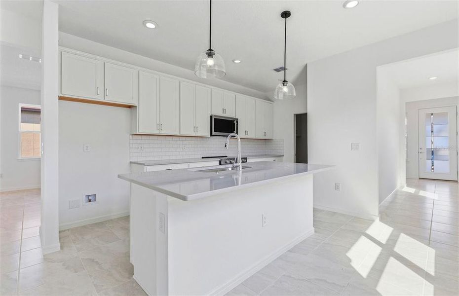 Furnished interior view inside a new home in Del Webb Stone Creek, Ocala (Image 8).