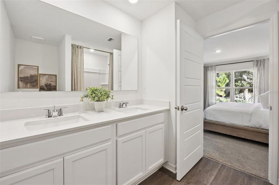 Furnished interior view inside a new home in , Tavares (Image 7).