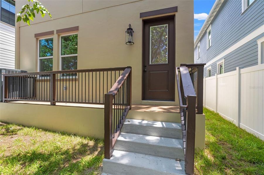 Exterior details and patio area of a home in , Tampa (Image 27).