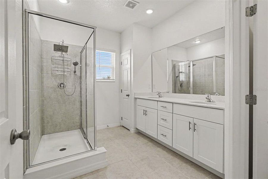 Furnished interior view inside a new home in , St. Cloud (Image 17).