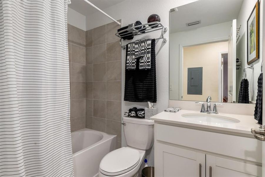 Furnished interior view inside a new home in , Punta Gorda (Image 8).