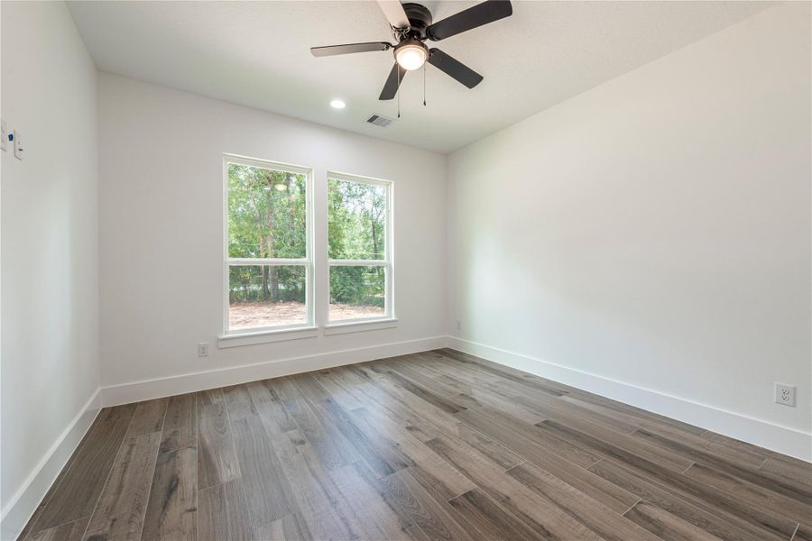 Spacious, unfurnished interior of a new home in , Dayton (Image 24).