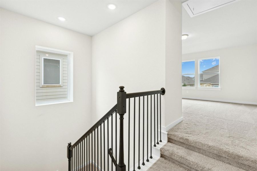 Spacious, unfurnished interior of a new home in University Heights, Round Rock (Image 22). Spacious, unfurnished interior of a new home in University Heights, Round Rock (Image 22).