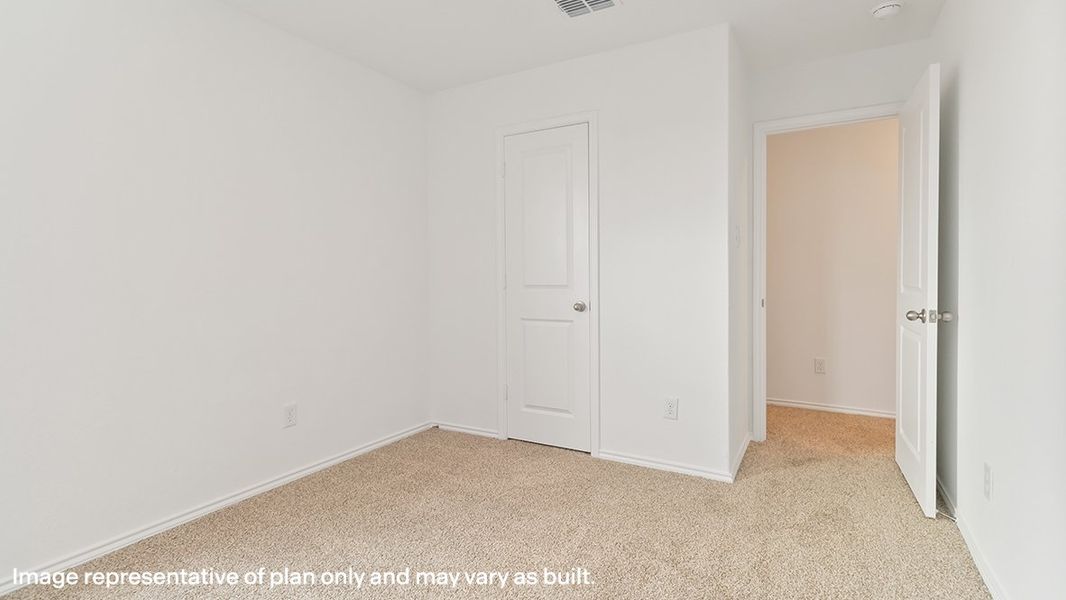 Representative unfurnished interior of a home built from the The Emory by D.R. Horton in Blue Ridge Ranch, San Antonio (Image 23). Representative unfurnished interior of a home built from the The Emory by D.R. Horton in Blue Ridge Ranch, San Antonio (Image 23).