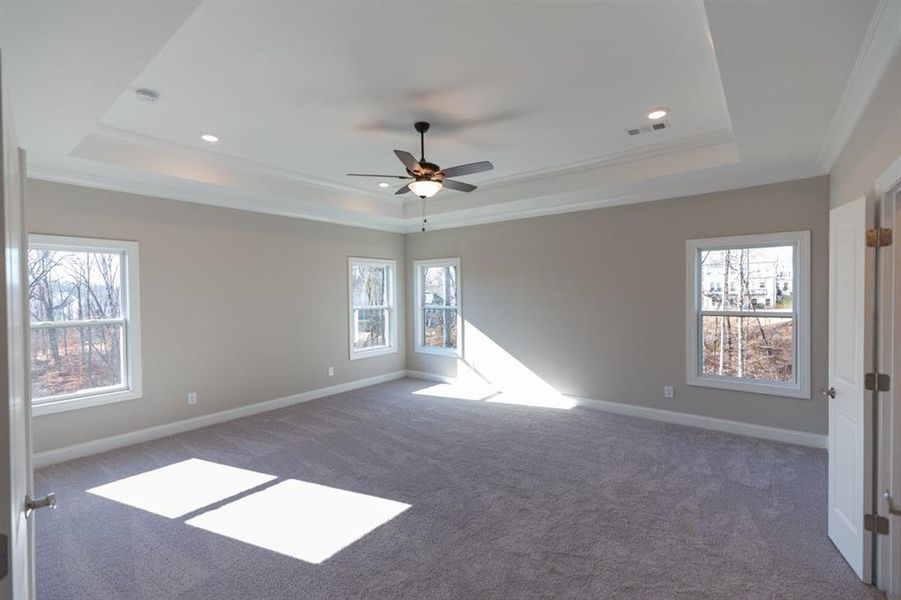 Spacious, unfurnished interior of a new home in Waterhaven, Cumming (Image 35).