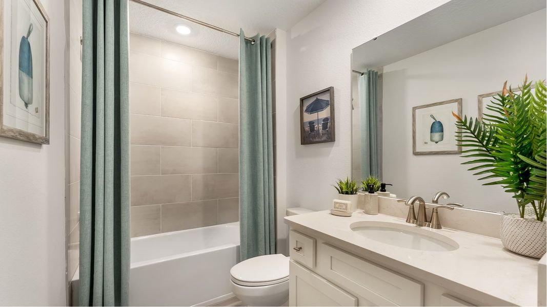 Emerald Isles Mia Bath2 F2