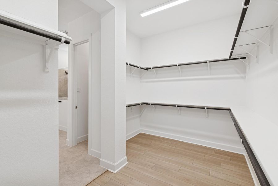 Spacious, unfurnished interior of a new home in ARTAVIA 45' Homesites, Conroe (Image 23).