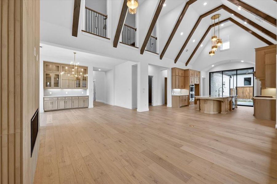 Spacious, unfurnished interior of a new home in Mustang Lakes, Celina (Image 15).