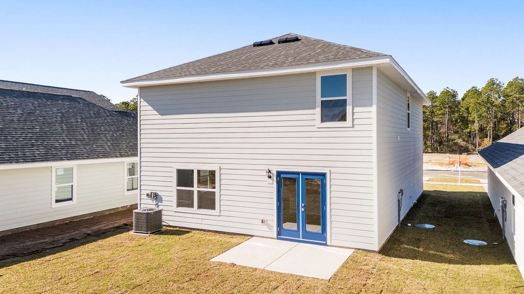 Representative exterior details of a home built from the The Aisle by D.R. Horton in Chateau Nemours, Port Saint Joe (Image 22).