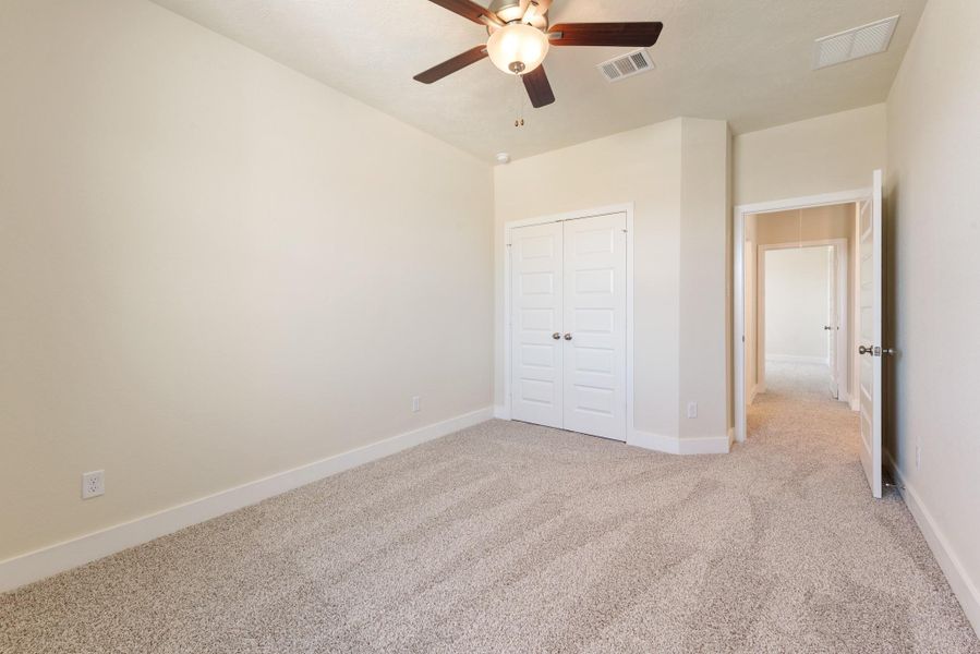 Spacious, unfurnished interior of a new home in , Brenham (Image 37).