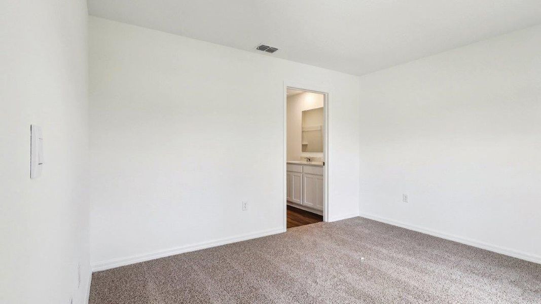 Spacious, unfurnished interior of a new home in Leoma's Landing, Lake Wales (Image 20). Spacious, unfurnished interior of a new home in Leoma's Landing, Lake Wales (Image 20).