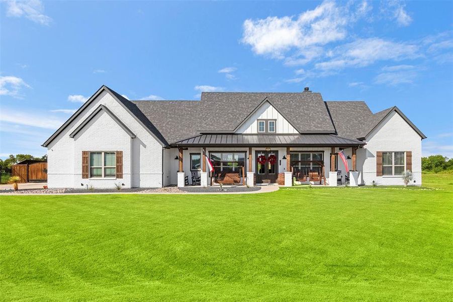 Front exterior of a new home in , Waxahachie, TX, highlighting curb appeal (Image 21).