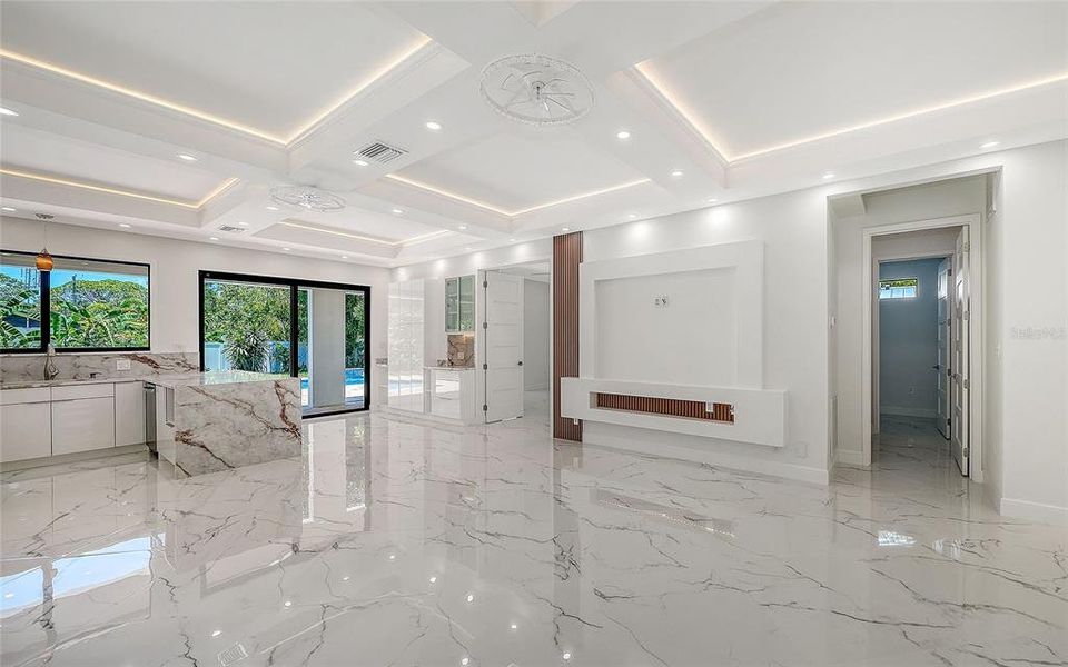 Spacious, unfurnished interior of a new home in , Sarasota (Image 47).