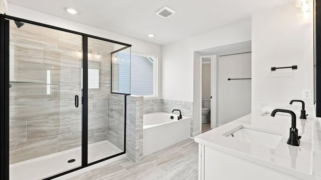 Furnished interior view inside a new home in Shadowood, Seneca (Image 11).