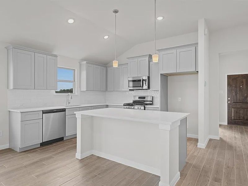 Representative furnished interior of a home built from the Lexington 2012 S by Saratoga Homes in Butler Farms, Liberty Hill (Image 13).