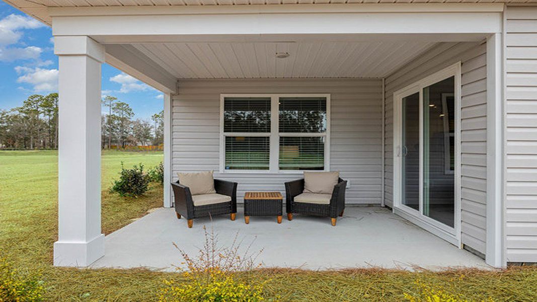 Furnished interior view inside a new home in Cottonwood Place, Tabor City (Image 4). Furnished interior view inside a new home in Cottonwood Place, Tabor City (Image 4).